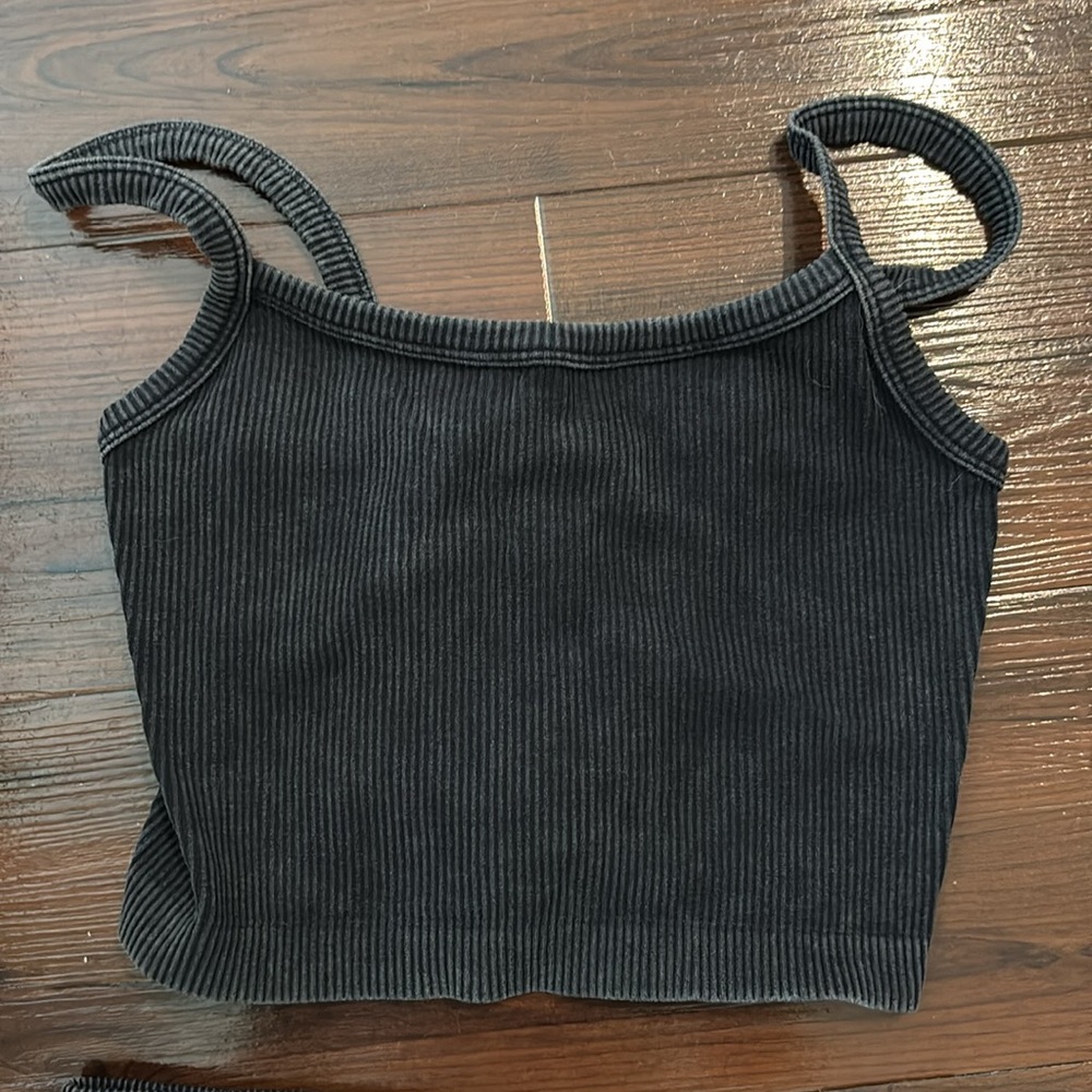 Ribbed Leggings & Tank Set - image 4